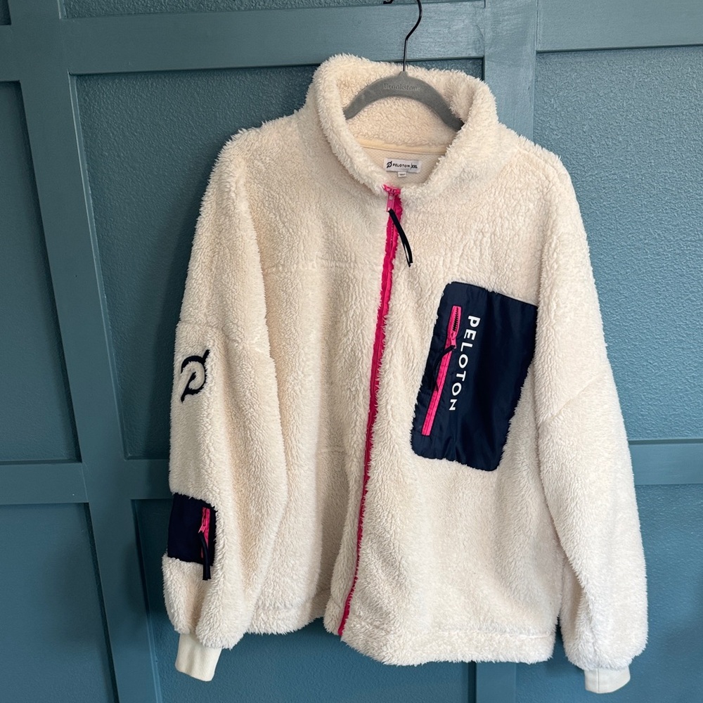 Women’s Peloton Sherpa Jacket - Cream and Navy with Pink Accents